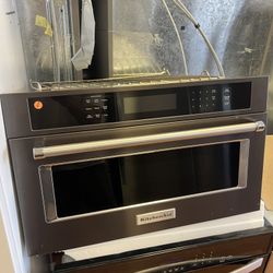 Kitchenaid 30” Built In Microwave Black Stainless Steel