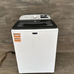 Maytag Washer  with agitador