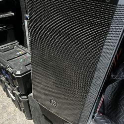 EV Zlx-15p For Parts Bad Amp