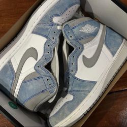 Hyper Royal 1s And Carmines 