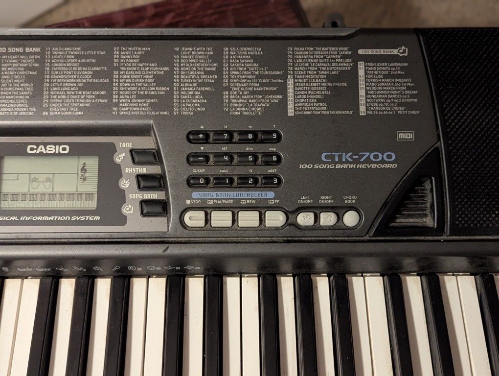 Casio CTK-700 61-Key Keyboard with MIDI & Song Bank