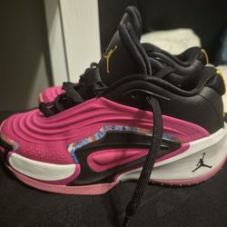 Pink Luka 3 Jordans