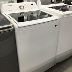 New Scratch And Dent Samsung Washer. 1 Year Warranty 
