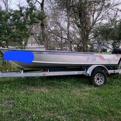 16 ft Aluminum Craft F 16  Boat   with a 40 yamaha motor