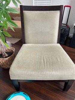 Accent Chair -Free
