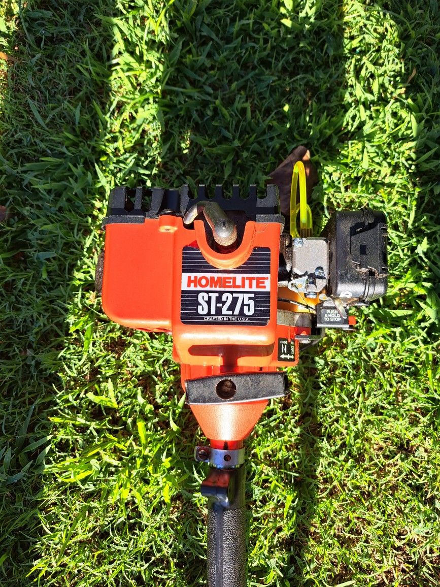 Homelite String Trimmer. ST275