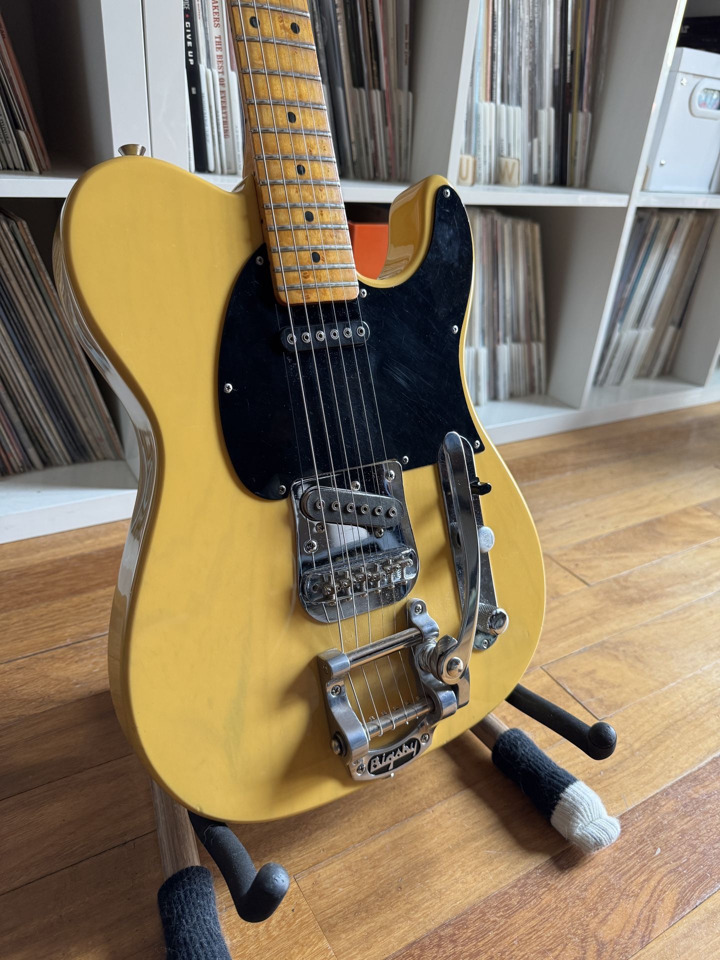 G&L ASAT Classic – Butterscotch Blonde – Bigsby Vibrato