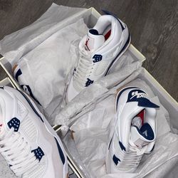 Jordan 4 Navy
