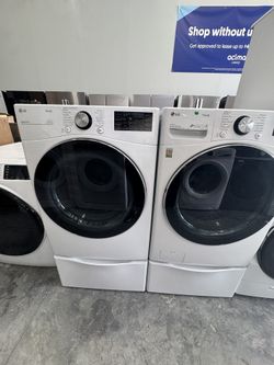 Washer And Gas Dryer Available 