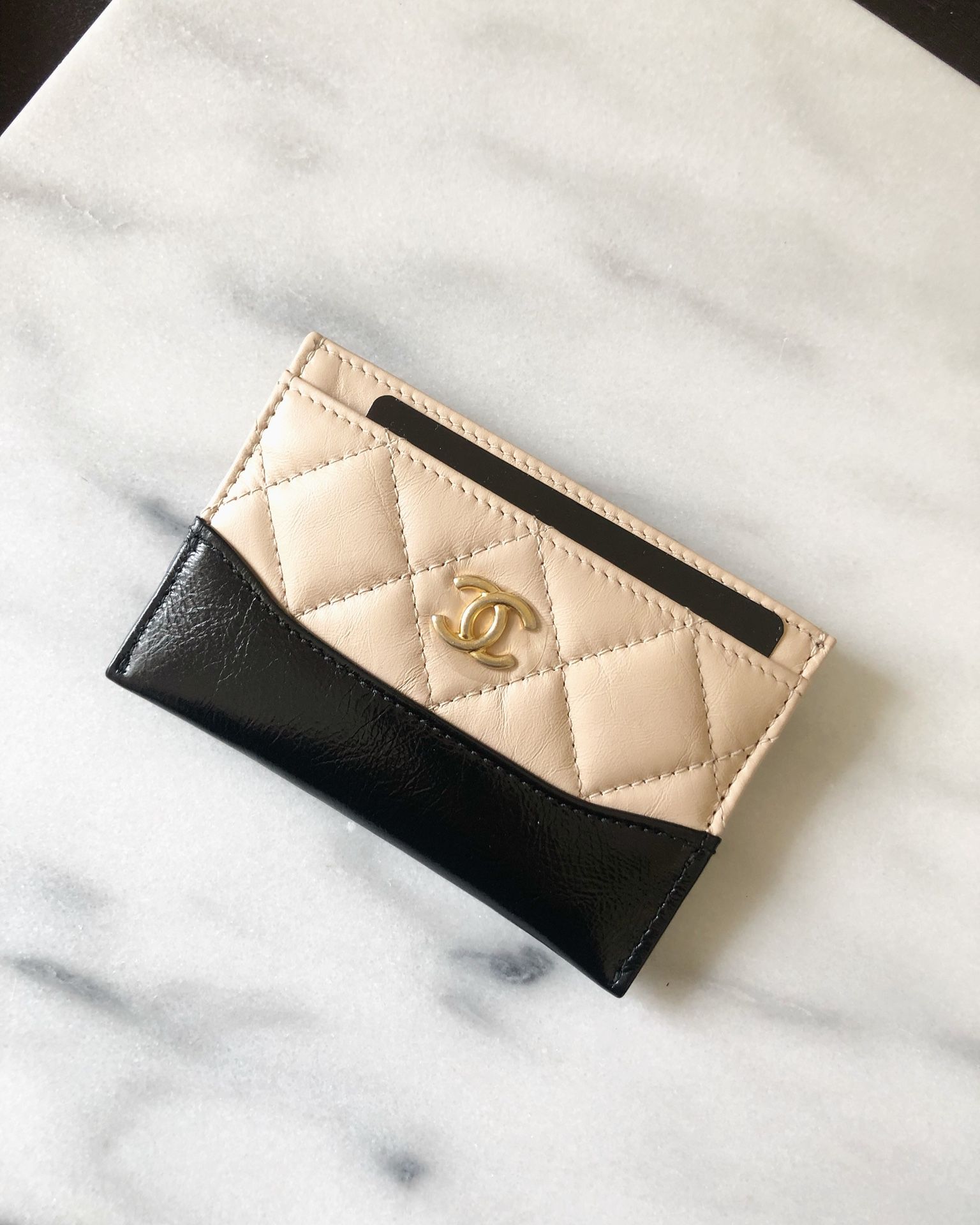 Brand new in box chanel Gabrielle card holder for Sale in Los Altos, CA -  OfferUp