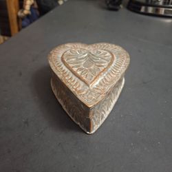 Vintage Mid 20th Century Ornate Metal Alloy Heart Shaped Decorative Trinket Box With Beautiful Embossed Floral Motif 4.75 X 4 X 1.75"H