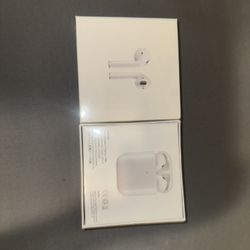 AirPods