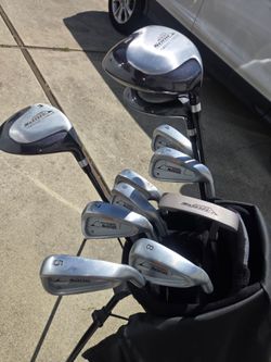 Golf Clubs Set Complete With Bag