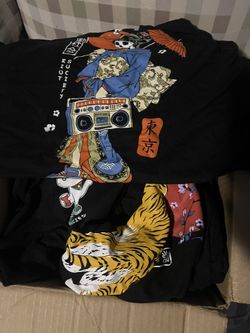 graphic t’s