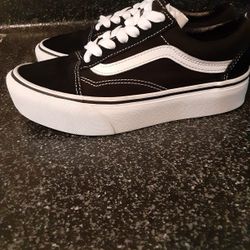 Vans Platform women 6 Great Condition 