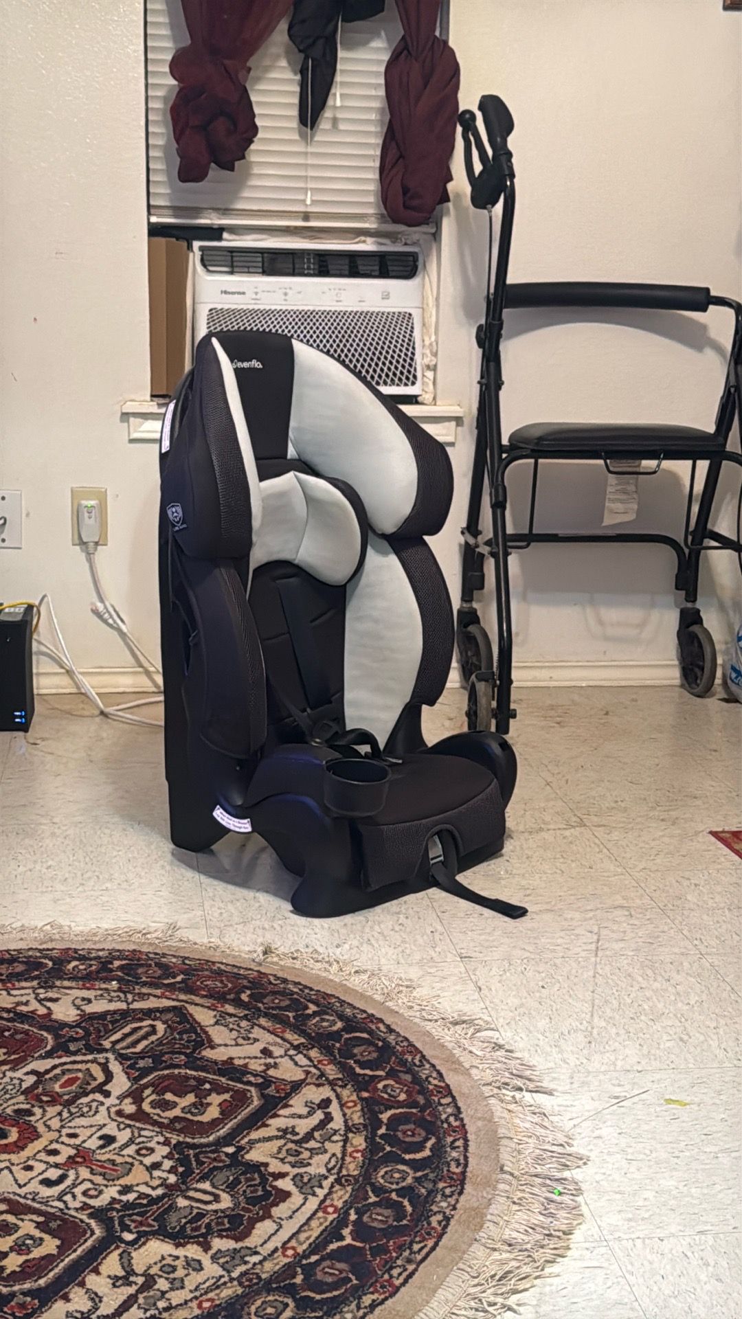 Even Flo car seat for toddler