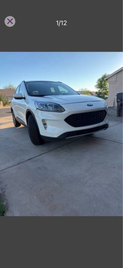 2020 ford escape titanium