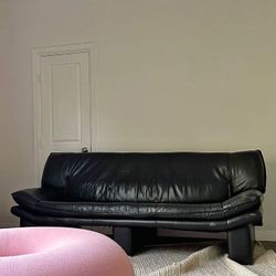 Vintage 1980s Nicoletti Salotti Black Leather Sofa