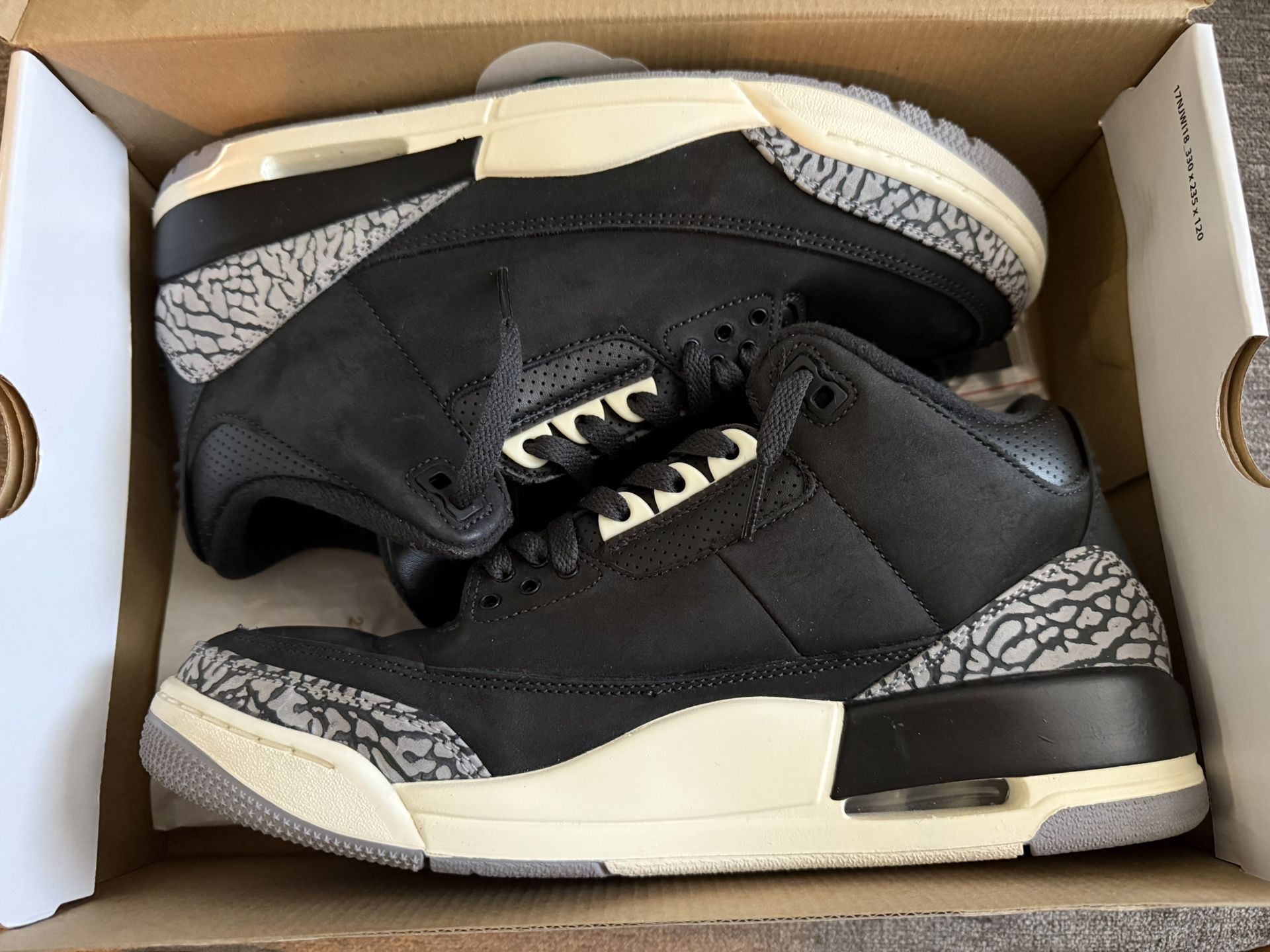 Jordan 3 (Off Noir)