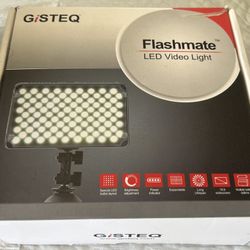 GiSTEQ Flashmate F-198C LED Video Light, New