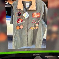 New Fall Festive Shirt Size 26/28