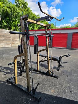 Sturdy Fitness - Gain muscles. Increase muss muscles, Smith Machine with Adjustable Bench.
Versatile Nautilus home gym has an integrated Smith Machin
