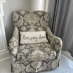 RAYMOUR&FLANIGAN Florizel Swivel Glider Chair