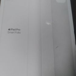 Genuine Apple Smart Folio Case Cover For iPad Pro 11" inch 1st 2nd 3rd Gen white color

Brand new open box