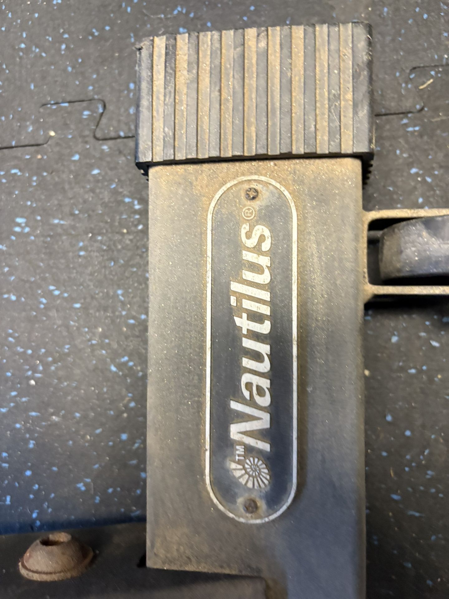 Nautilus Olympic Bench/bench Press/ Workout Equipment 