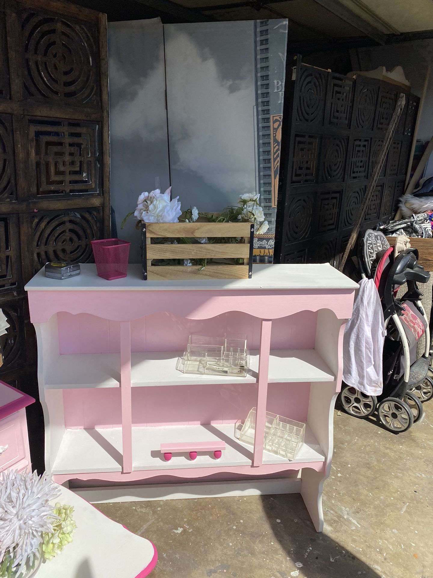 Super Pretty Dresser Shelf , Night Stand