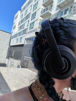 Black Skullcandy over-the-ear headphones