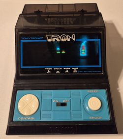 1981 Tomytronic TRON tabletop electronic game