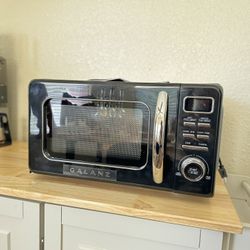 Galanz Retro Microwave 