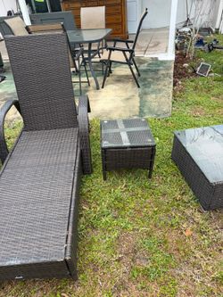 PATIO LOUNGE SET — 2 Reclining Wicker Loungers
