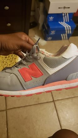 New Balance Wmn Size 6