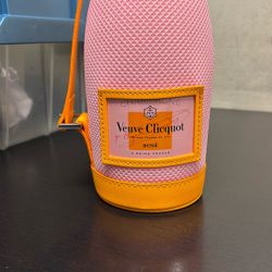 Holiday Festive spirits Rose 