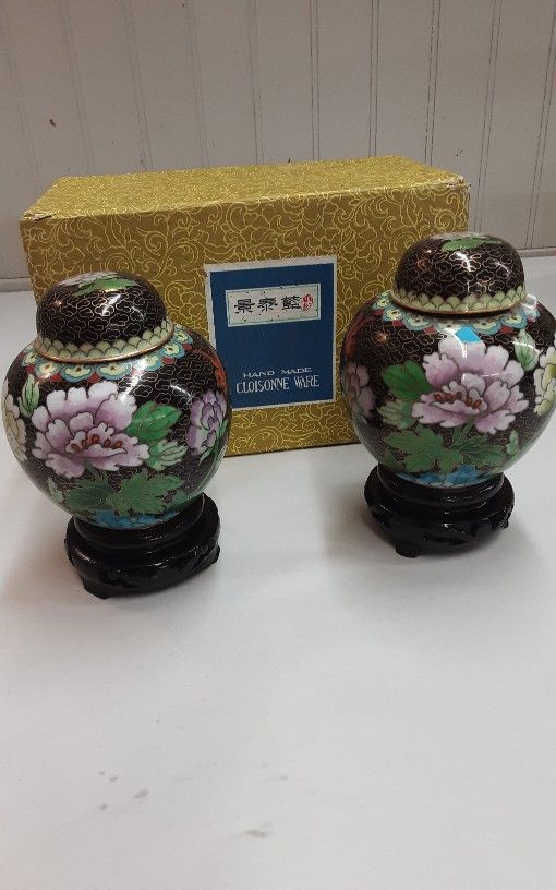 Chinese Cloisonne Vases Set Of 2- Located In Shelton