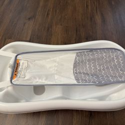 New Born To Toddler Bath Tub