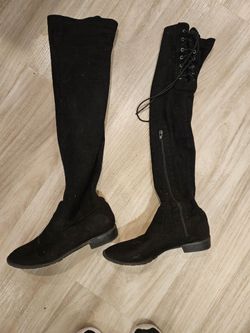 Black boots