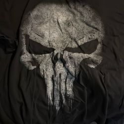XL Marvel punisher T