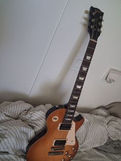Gibson 2016 Iced tea burst Les paul....$750