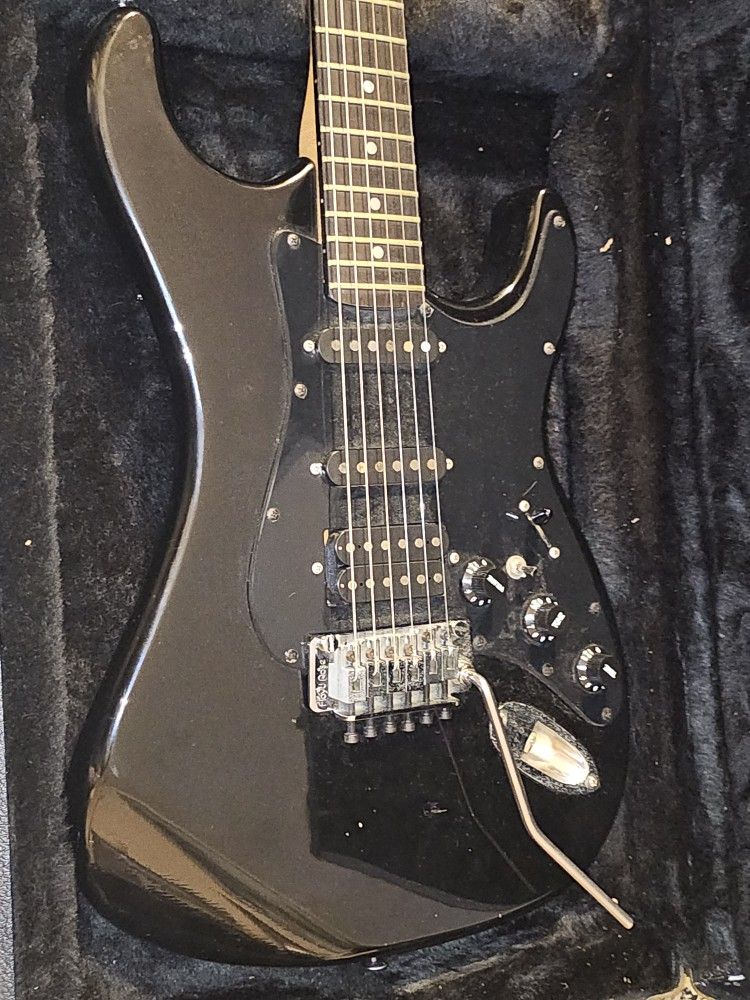 Black Electric Guitar With Case Striker 300ST By Kramer