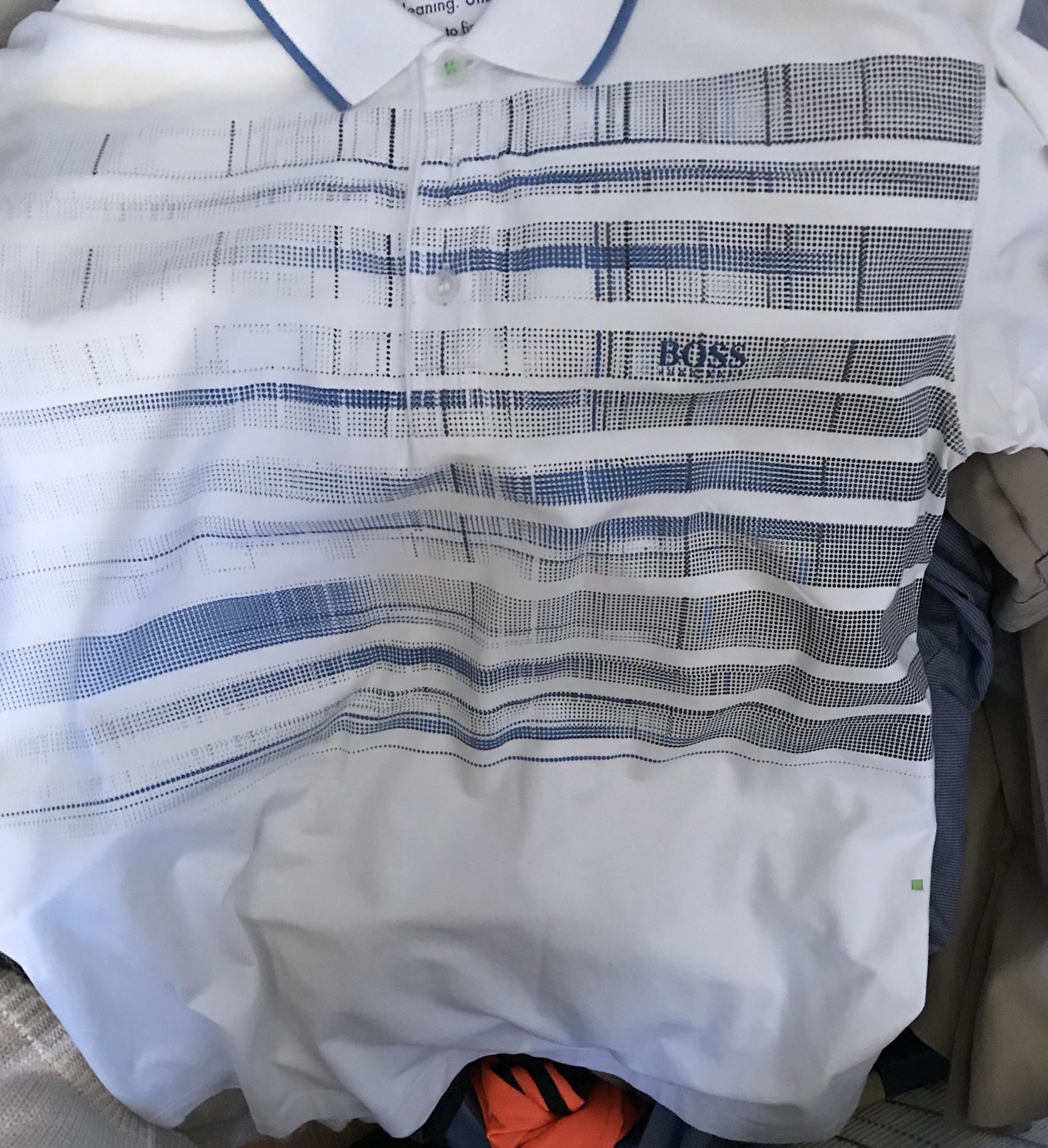 Fresh Hugo boss shirt size M-L