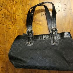 Coach Pleated Black Signature And Leather Tote 