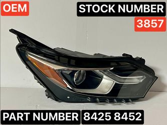 2018-2020 CHEVY EQUINOX PREMIER OEM RH FULL LED HEADLIGHT. PASSENGER SIDE.