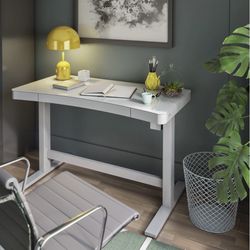 Adjustable height desk