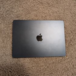 MacBook Air M2