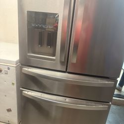 Large Fridge 