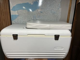 Large Igloo Cooler With Large Food Container     And three Dividers plus a seat cushion Not Sold 
