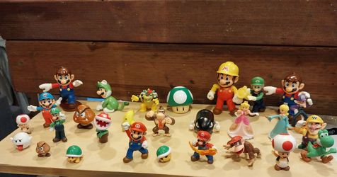 Super Mario Nintendo Figure Collection Lot